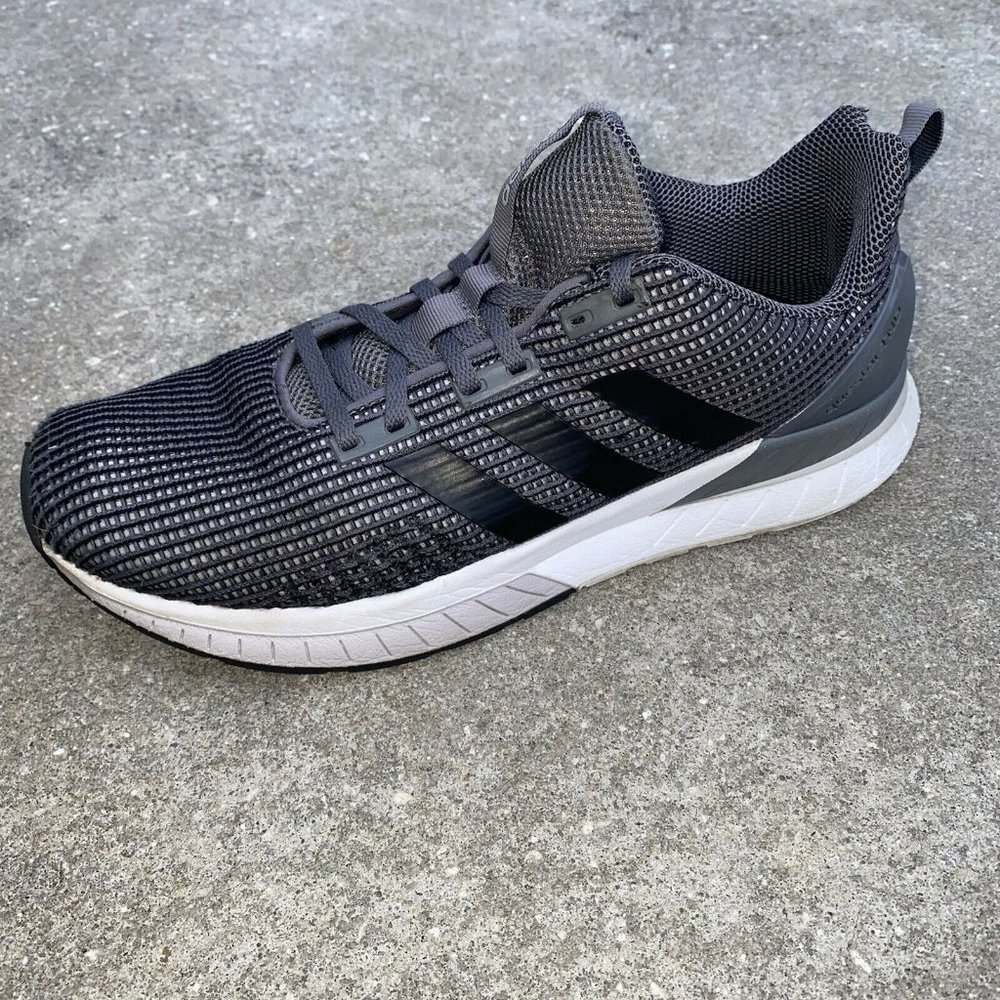 Men’s Adidas Questar TND Running Shoes  Gray/White